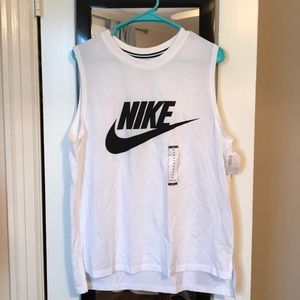 Nike sleeveless T-shirt